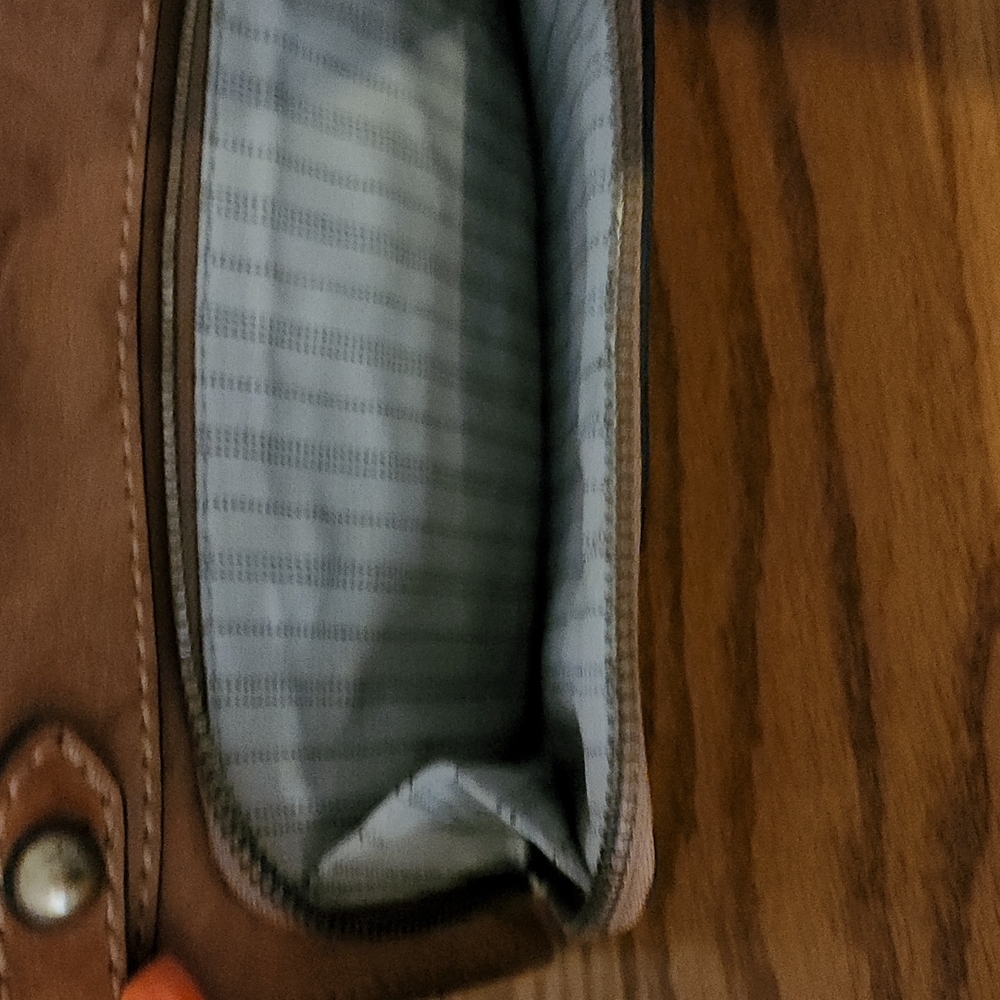 Frye Tan Leather Crossbody Bag - Picture 13 of 14